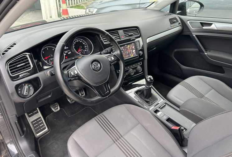 Volkswagen Golf VII 1.6 TDI 110 Ch BLUEMOTION TECHNOLOGY ALLSTAR MATCH 3P * CARPLAY * CAMERA * GPS