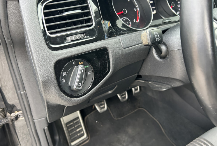 Volkswagen Golf VII 1.6 TDI 110 Ch BLUEMOTION TECHNOLOGY ALLSTAR MATCH 3P * CARPLAY * CAMERA * GPS