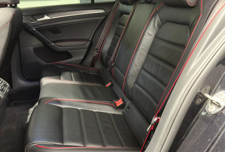 Volkswagen Golf GTI TCR 2.0 TSI 290 ch