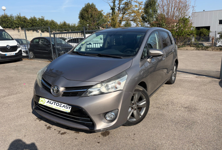 Toyota Verso 1.6 / D4-D / 112 CH / SKYVIEW EDITION / 7 PLACES 