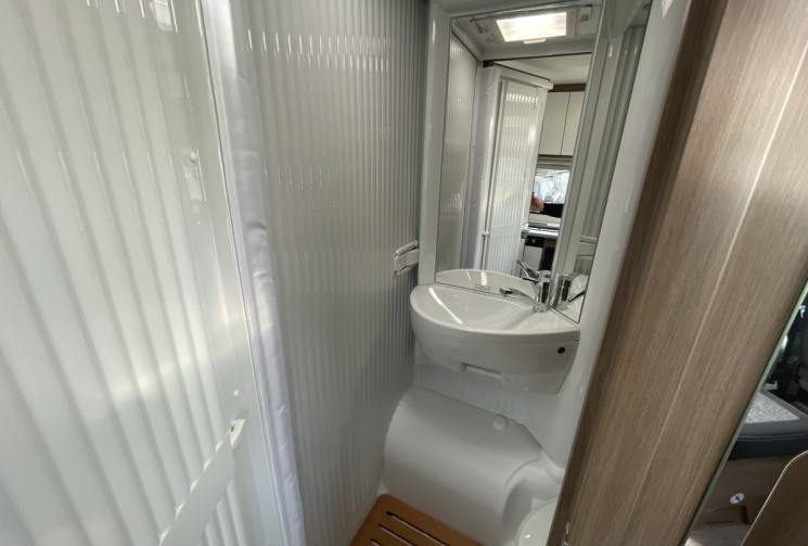 FIAT Ducato CARADO V132 Constructeur Allemand, porteur FIAT