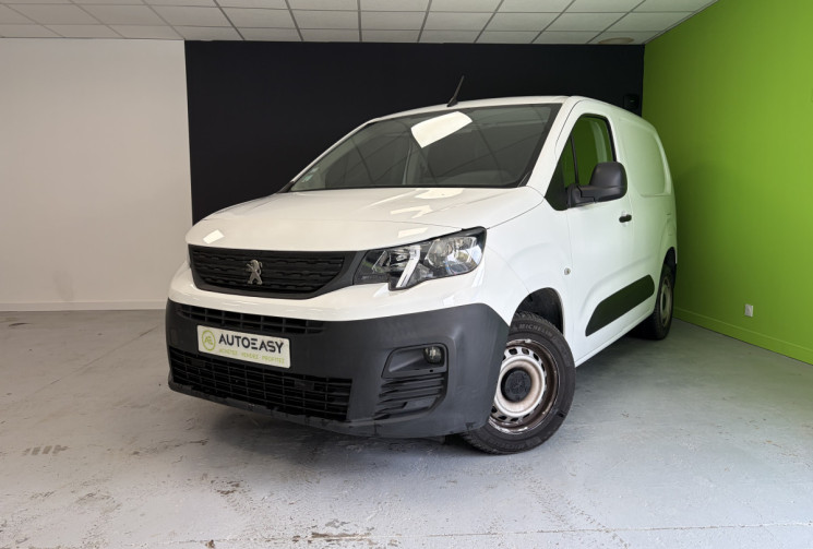 Peugeot Partner 1.2 110CV 1000KG CHARGE DISTRI FAITE ENTRETIEN COMPLET PEUGEOT