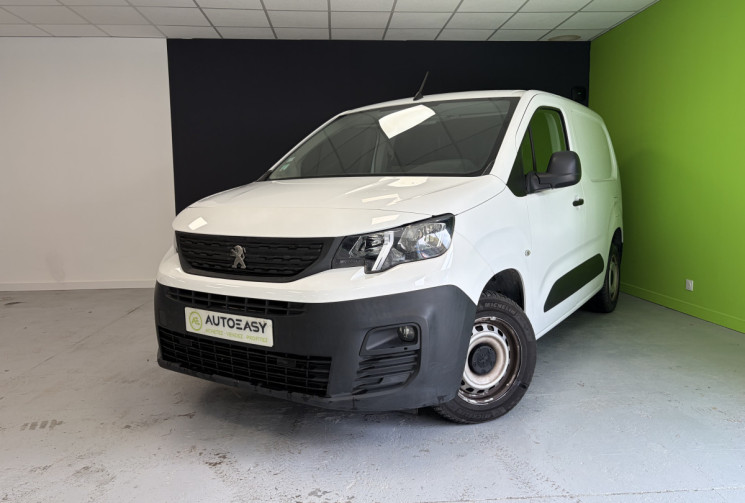 Peugeot Partner 1.2 110CV 1000KG CHARGE DISTRI FAITE ENTRETIEN COMPLET PEUGEOT