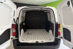 Peugeot Partner 1.2 110CV 1000KG CHARGE DISTRI FAITE ENTRETIEN COMPLET PEUGEOT