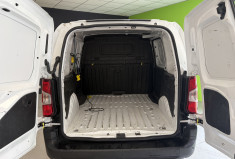 Peugeot Partner 1.2 110CV 1000KG CHARGE DISTRI FAITE ENTRETIEN COMPLET PEUGEOT