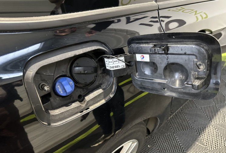 Peugeot 308 SW 1.5 BlueHDi 130ch S&S Active Business EAT8 / DISTRIBUTION OK