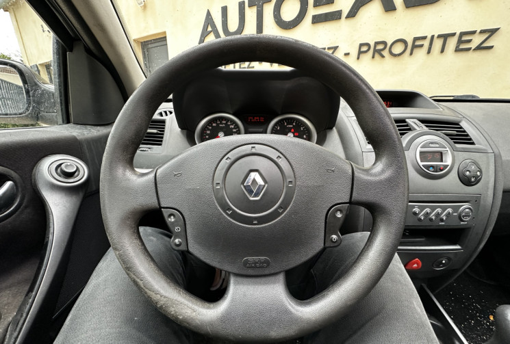 Renault Megane 1.6 16v  Authentique
