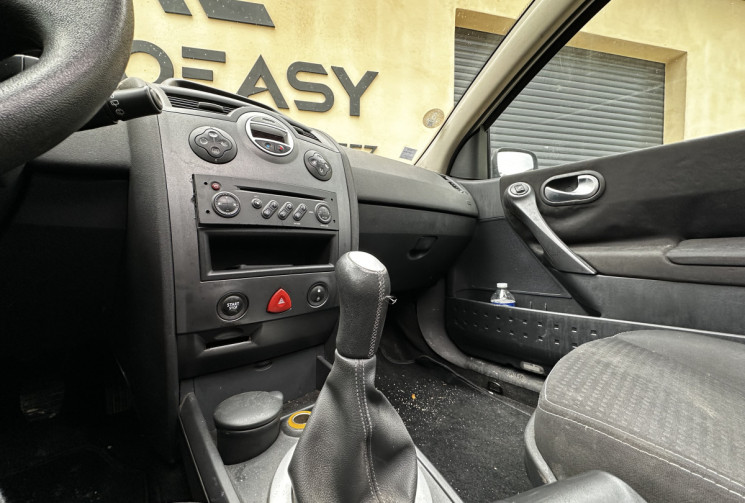 Renault Megane 1.6 16v  Authentique