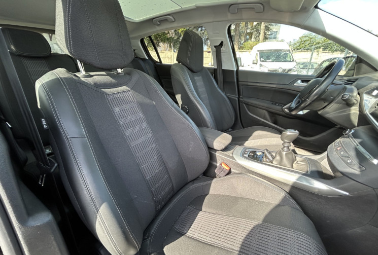 Peugeot 308 1.2 / 110 CH / ALLURE 