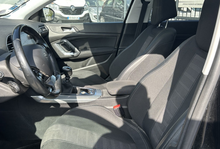 Peugeot 308 1.2 / 110 CH / ALLURE 