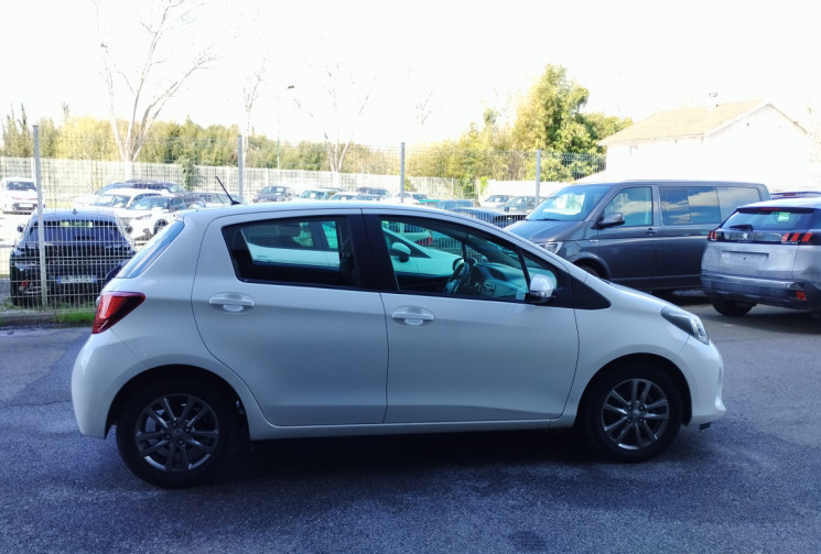 Toyota Yaris 1.4 D4-D 90 Dynamic 5 portes BVM6 / Attelage 