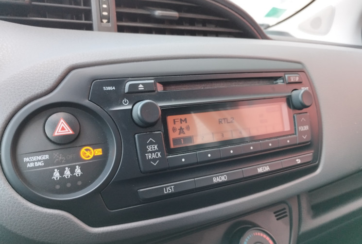 Toyota Yaris 1.4 D4-D 90 Dynamic 5 portes BVM6 / Attelage 