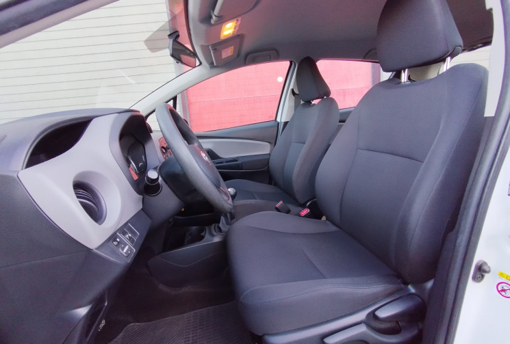 Toyota Yaris 1.4 D4-D 90 Dynamic 5 portes BVM6 / Attelage 