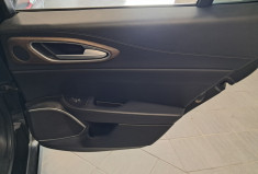 Alfa Romeo Giulia 2.0 TB 200ch Lusso AT8 - TOUTES OPTIONS - ENTRETIEN SUIVI -