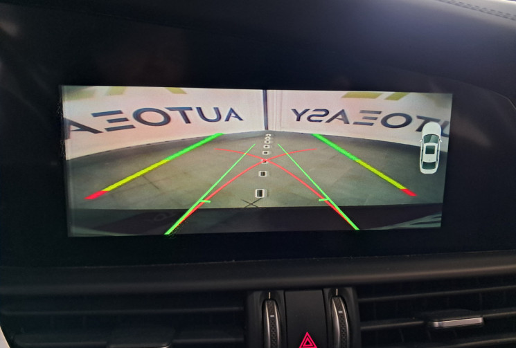 Alfa Romeo Giulia 2.0 TB 200ch Lusso AT8 - TOUTES OPTIONS - ENTRETIEN SUIVI -