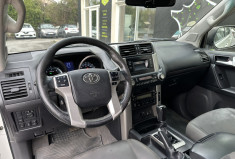 Toyota Land Cruiser 60Th 3.0 D-4D 190 Légende Prado / Attelage / Entretien Toyota (KDJ 150)