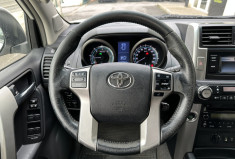 Toyota Land Cruiser 60Th 3.0 D-4D 190 Légende Prado / Attelage / Entretien Toyota (KDJ 150)