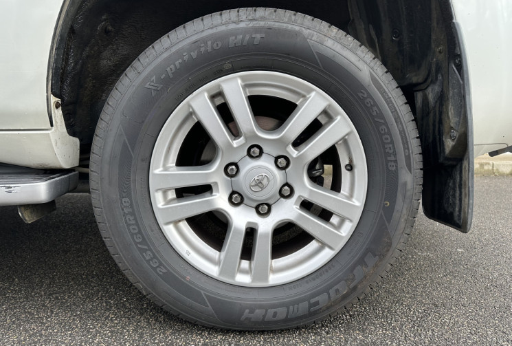 Toyota Land Cruiser 60Th 3.0 D-4D 190 Légende Prado / Attelage / Entretien Toyota (KDJ 150)