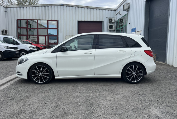 Mercedes Classe B 200 CDI SPORT line 136cv 7G-DCT * BlueEFFICIENCY * Caméra * Très Bon Etat 