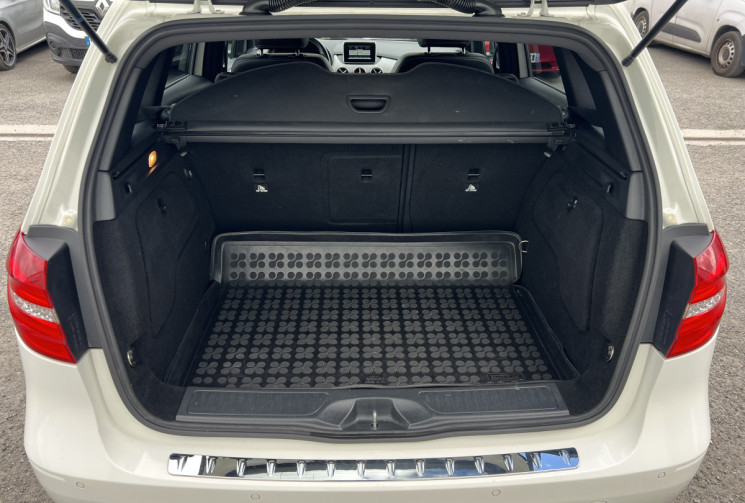 Mercedes Classe B 200 CDI SPORT line 136cv 7G-DCT * BlueEFFICIENCY * Caméra * Très Bon Etat 