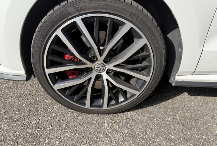 Volkswagen Polo 1.8 TSI 192 ch GTI 5p / Historique complet  / Toit ouvrant / Sièges alcantara