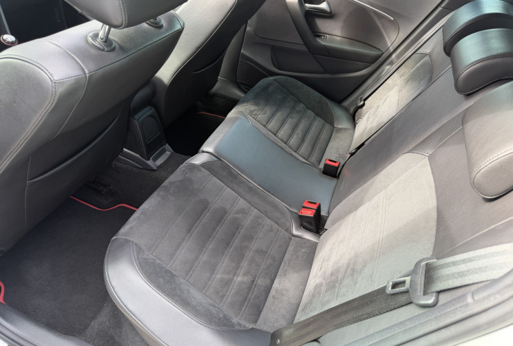 Volkswagen Polo 1.8 TSI 192 ch GTI 5p / Historique complet  / Toit ouvrant / Sièges alcantara