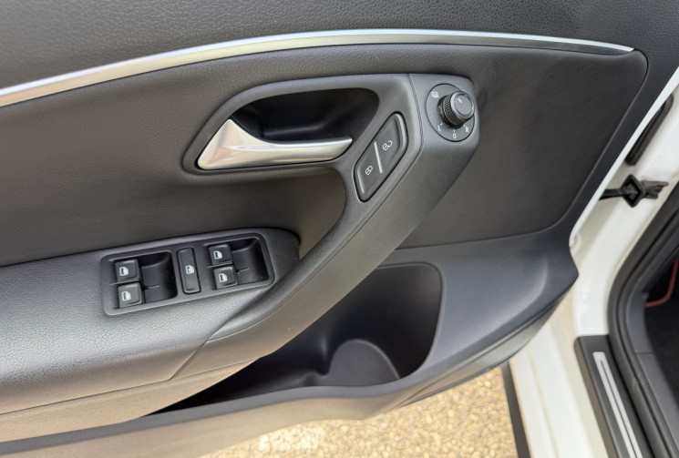 Volkswagen Polo 1.8 TSI 192 ch GTI 5p / Historique complet  / Toit ouvrant / Sièges alcantara