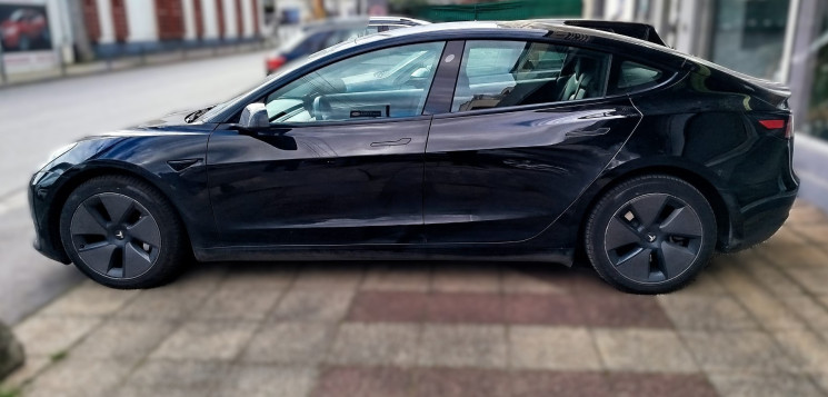 Tesla Model 3 Phase 2 Standard Range Plus 325 cv