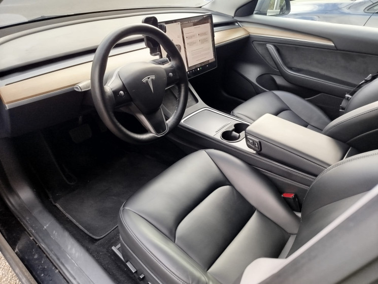 Tesla Model 3 Phase 2 Standard Range Plus 325 cv