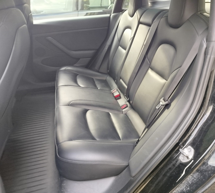 Tesla Model 3 Phase 2 Standard Range Plus 325 cv / TEST SOH 94%