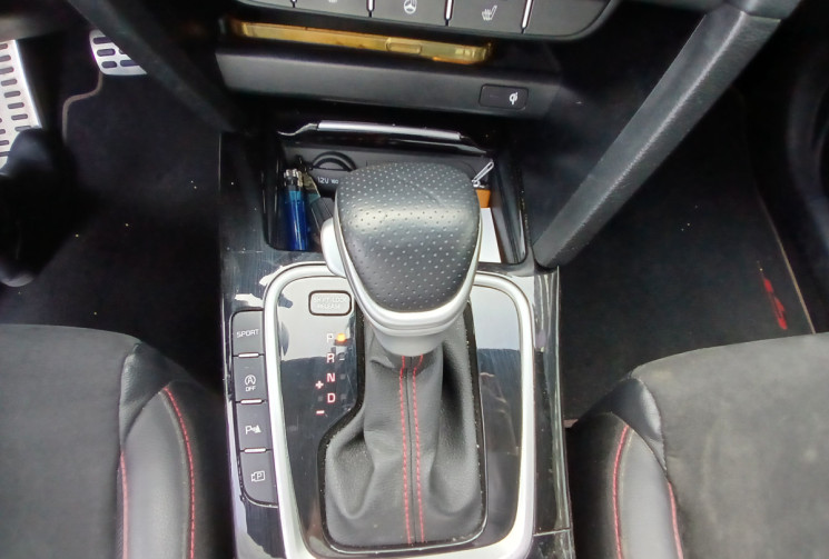 Kia ProCeed 1.6 T-GDI 16V GPF DCT7 ISG 204 GT