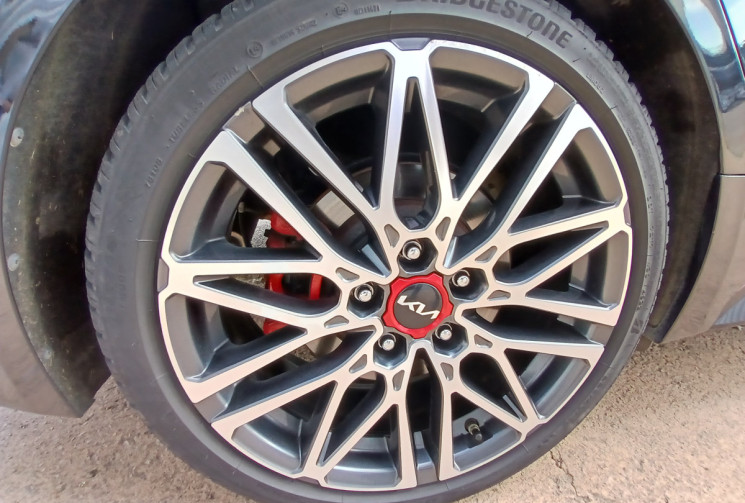 Kia ProCeed 1.6 T-GDI 16V GPF DCT7 ISG 204 GT