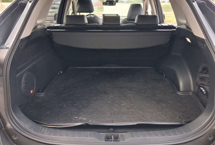 Toyota RAV4 2.5 HYBRIDE 218 2WD LOUNGE PACK PREMIUM