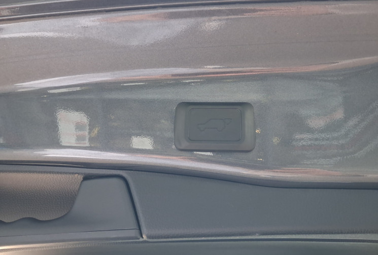 Toyota RAV4 2.5 HYBRIDE 218 2WD LOUNGE PACK PREMIUM