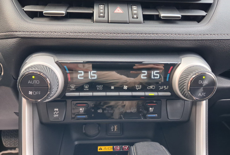 Toyota RAV4 2.5 HYBRIDE 218 2WD LOUNGE