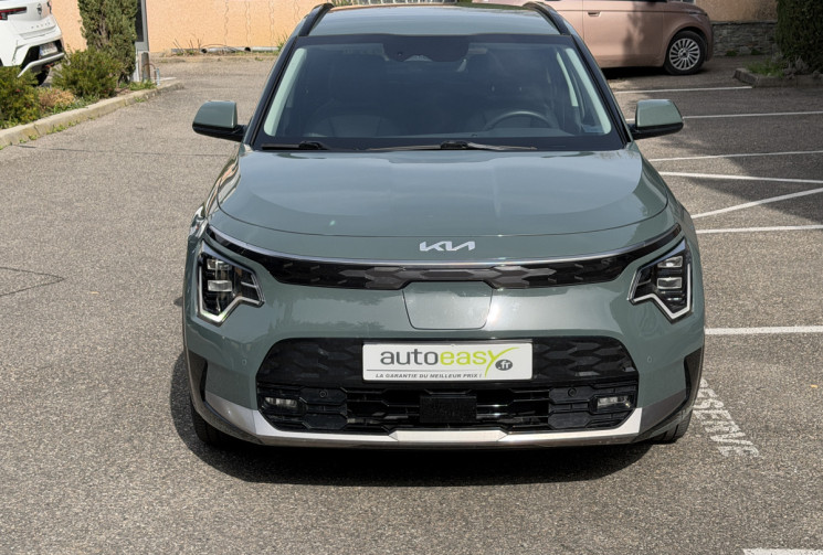 Kia Niro II EV 204 ch Premium / SOH 96% / Entretien et Garantie KIA / Attelage
