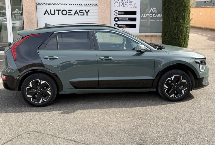 Kia Niro II EV 204 ch Premium / SOH 96% / Entretien et Garantie KIA / Attelage