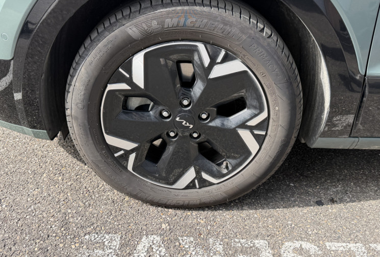 Kia Niro II EV 204 ch Premium / SOH 96% / Entretien et Garantie KIA / Attelage