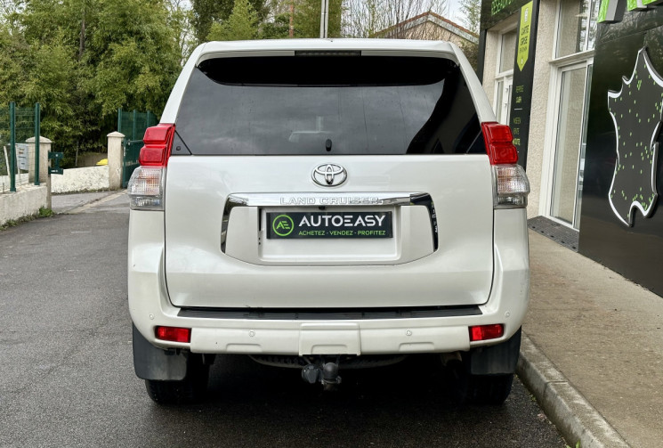 Toyota Land Cruiser 60Th 3.0 D-4D 190 Légende Prado / Attelage / Entretien Toyota (KDJ 150)