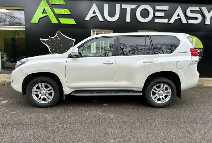 Toyota Land Cruiser 60Th 3.0 D-4D 190 Légende Prado / Attelage / Entretien Toyota (KDJ 150)