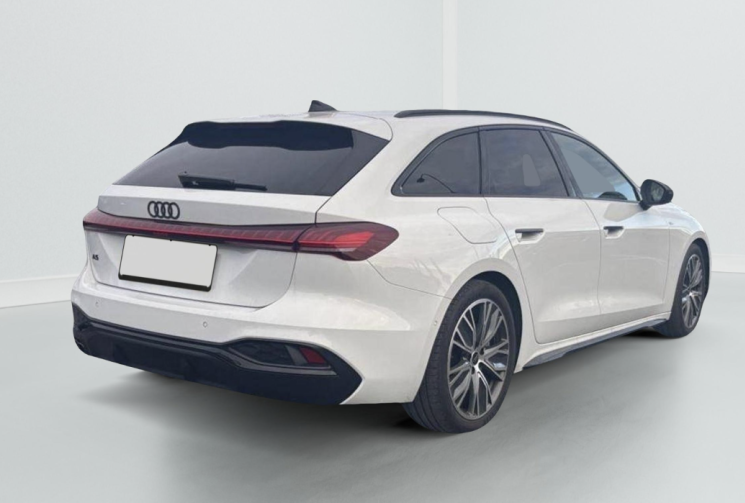 Audi A5 AVANT TDI Hybride 204 ch S tronic 7 S line