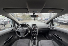 Opel Corsa D / 1.2 / 86 CH / GRAPHITE