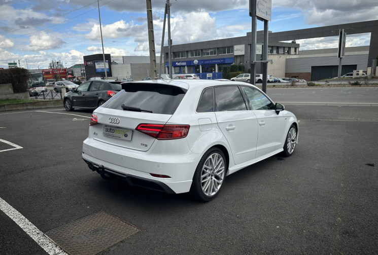 Audi A3 Sportback 1.5 TFSI S-Tronic7 S LINE 150