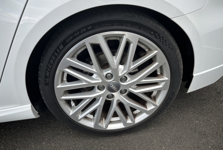 Audi A3 Sportback 1.5 TFSI S-Tronic7 S LINE 150