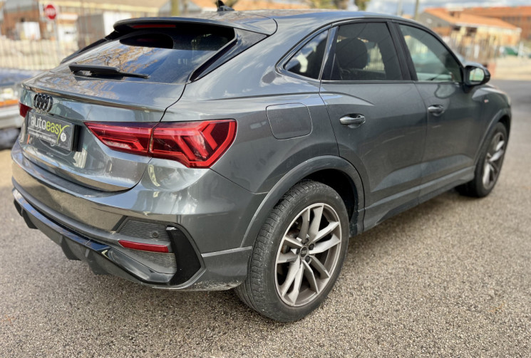 Audi Q3 SPORTBACK 35 TDI S Line 150cv Stronic / Super état / Révisée / Suivi Audi / Sline