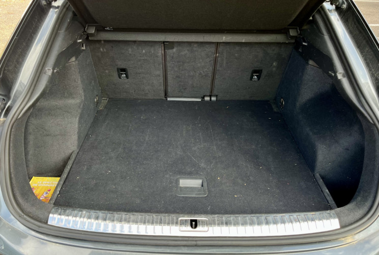 Audi Q3 SPORTBACK 35 TDI S Line 150cv Stronic / Super état / Révisée / Suivi Audi / Sline