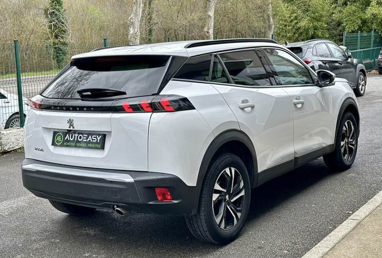 Peugeot 2008 ALLURE 1.5 HDI 130 EAT8 / Carplay / Cockpit 3D / Camera / FULL Entretien  