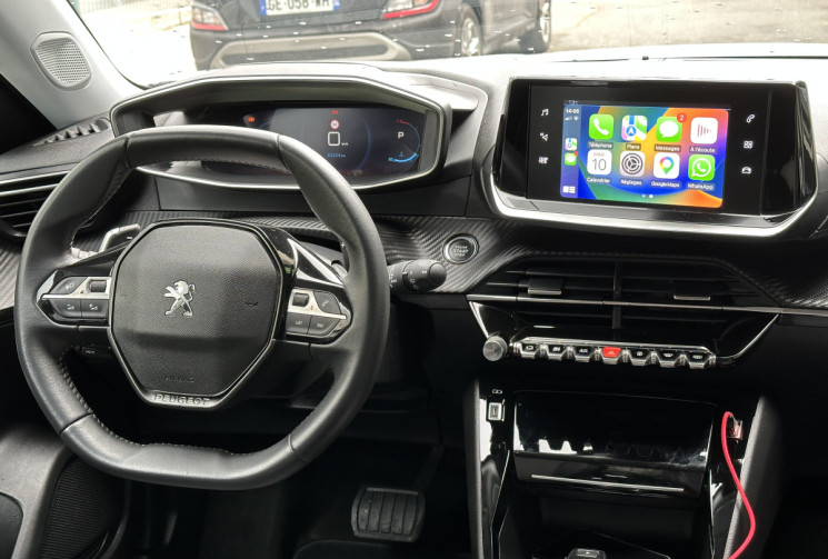 Peugeot 2008 ALLURE 1.5 HDI 130 EAT8 / Carplay / Cockpit 3D / Camera / FULL Entretien  