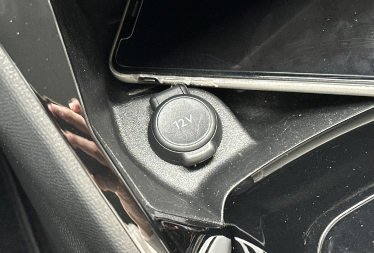 Peugeot 2008 ALLURE 1.5 HDI 130 EAT8 / Carplay / Cockpit 3D / Camera / FULL Entretien  