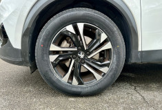 Peugeot 2008 ALLURE 1.5 HDI 130 EAT8 / Carplay / Cockpit 3D / Camera / FULL Entretien  